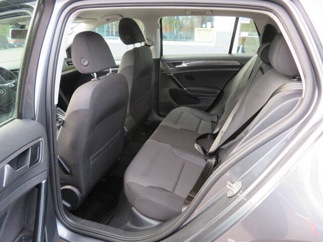 2018 Volkswagen Golf