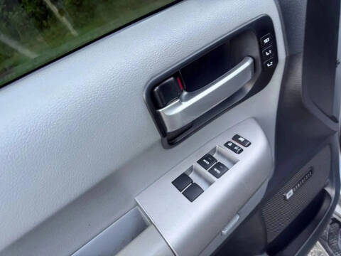 2008 Toyota Sequoia Platinum