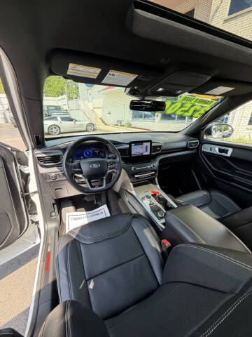 2020 Ford Explorer ST
