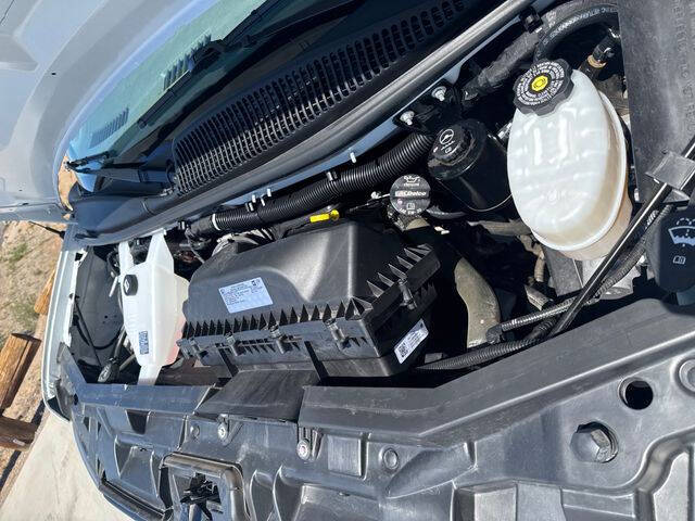 2025 Chevrolet Express LT 3500