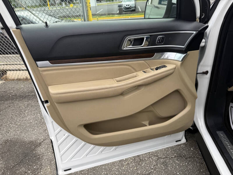 2017 Ford Explorer Limited