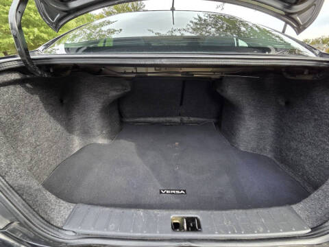 2016 Nissan Versa 1.6 SV