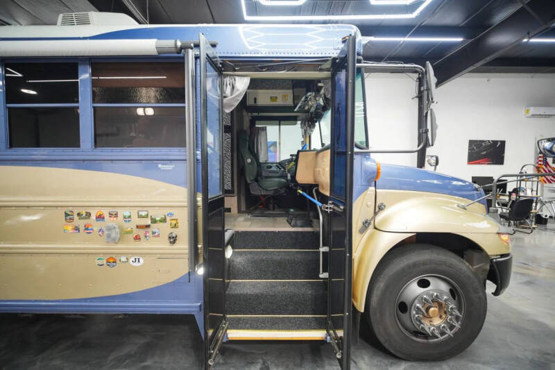 2012 IC Bus CE Series