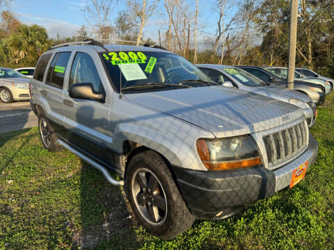 2004 Jeep Grand Cherokee for sale at DION'S TRUCKS & CARS LLC in Alvin TX