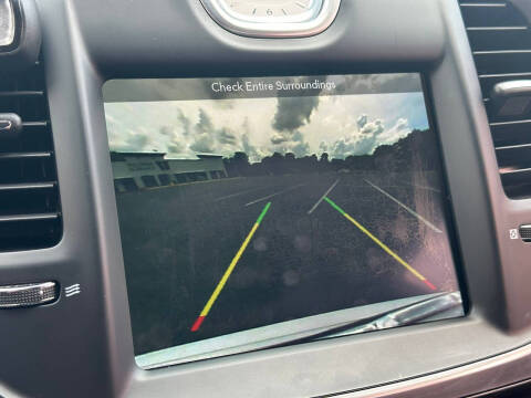 2019 Chrysler 300 Touring