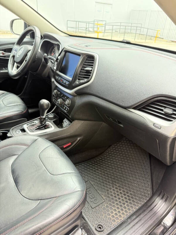 2014 Jeep Cherokee Trailhawk