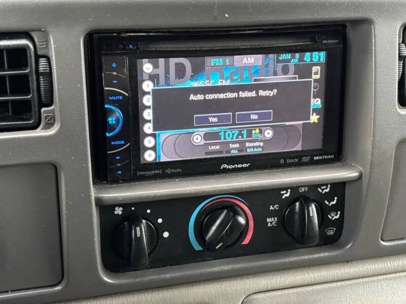 2000 Ford Excursion XLT