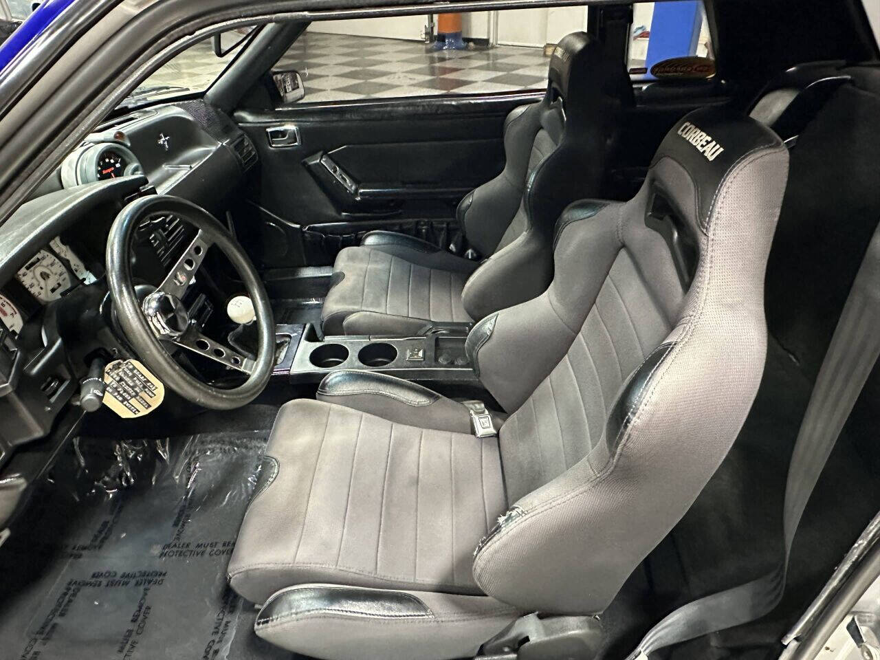 1992 Ford Mustang 25