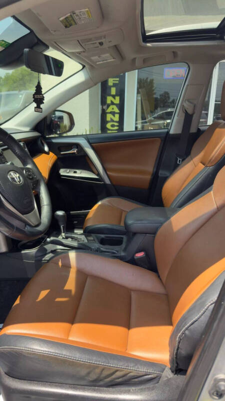 2017 Toyota RAV4 Limited