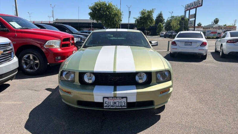 2006 Ford Mustang GT Deluxe