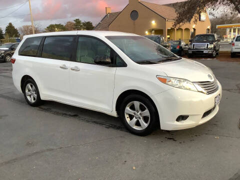 2017 Toyota Sienna L 7-Passenger