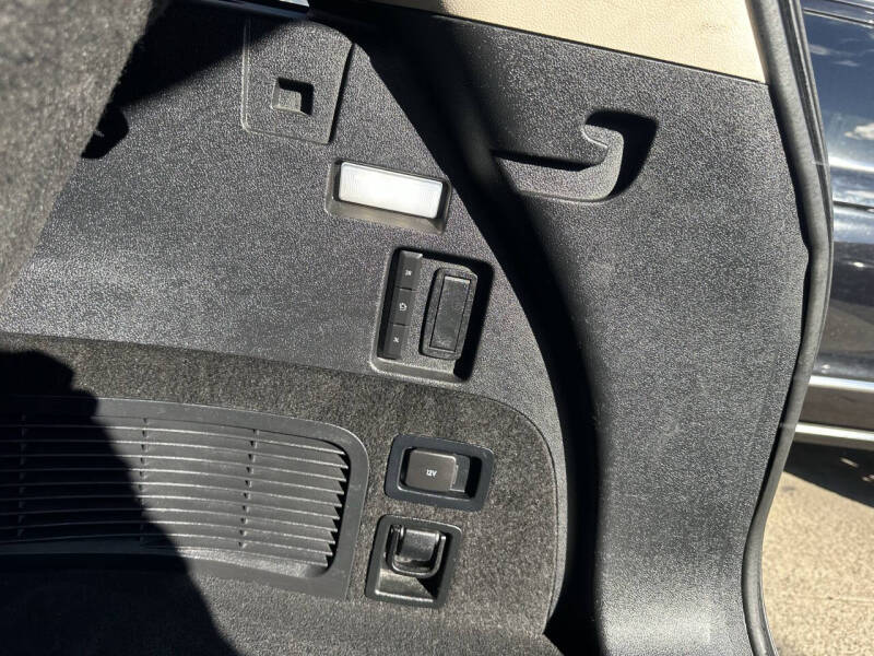 2023 Lincoln Aviator Livery