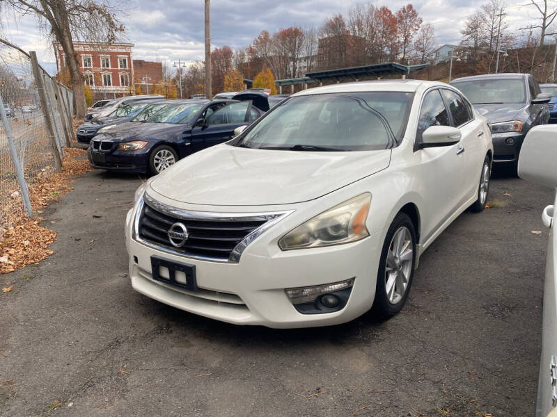 2015 Nissan Altima for sale at Reyes Auto Sales in Holyoke MA