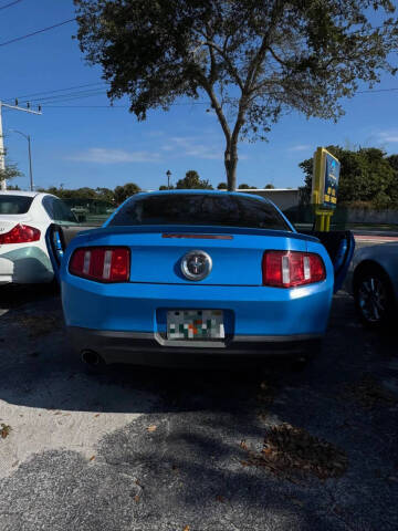 2011 Ford Mustang V6 Premium