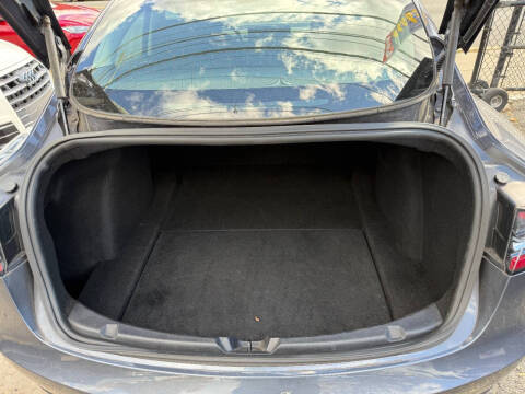 2020 Tesla Model 3 Standard Range Plus