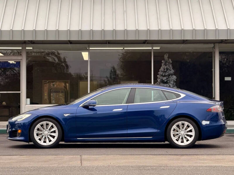 2016 Tesla Model S
