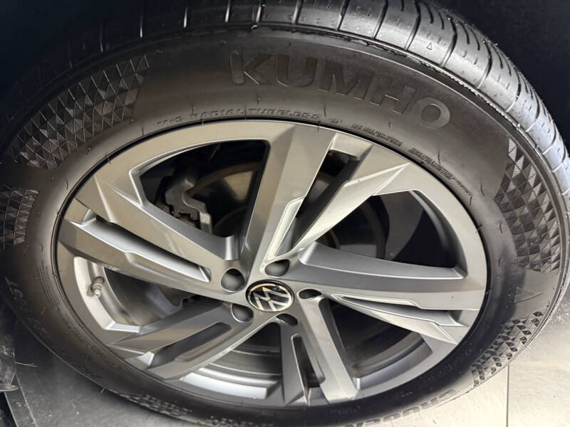 2024 Volkswagen Atlas Cross Sport SEL R-Line 4Motion