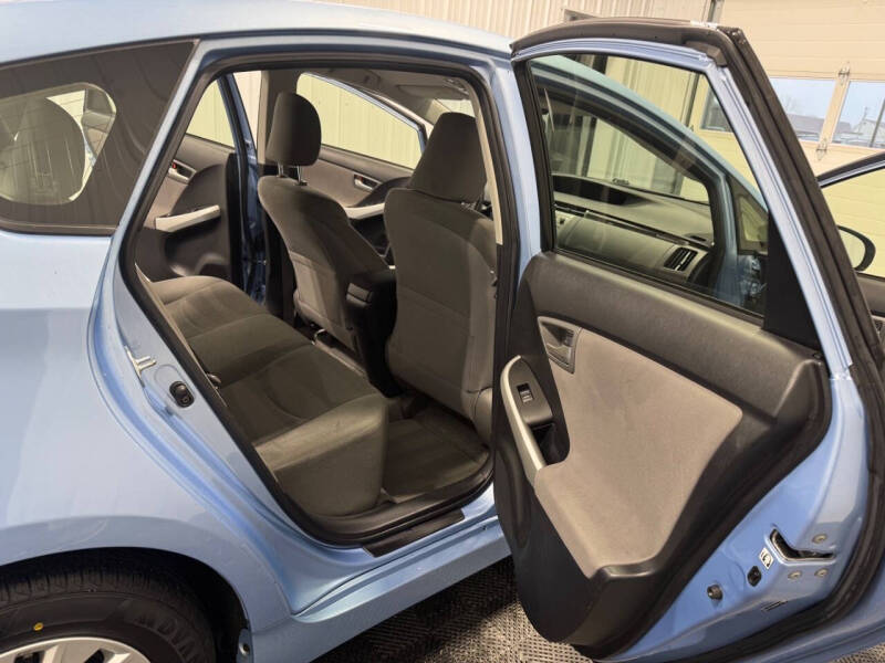 2012 Toyota Prius Plug-in Hybrid Advanced