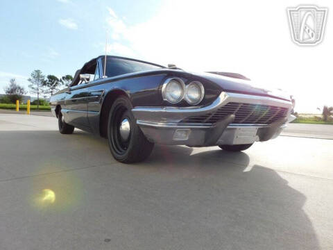 1965 Ford Thunderbird