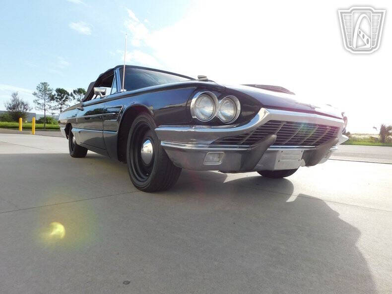 1965 Ford Thunderbird