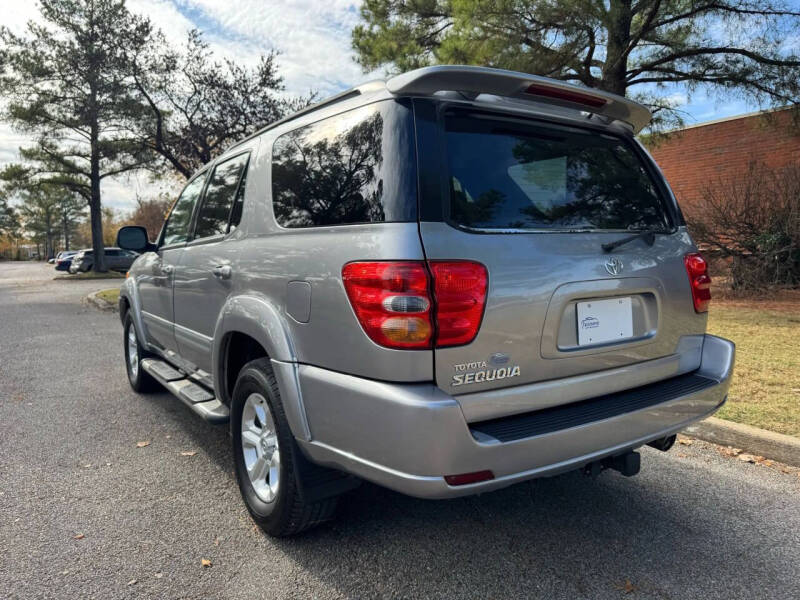 2004 Toyota Sequoia Limited