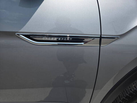 2024 Volkswagen Atlas Cross Sport SEL Premium R-Line 4Motion