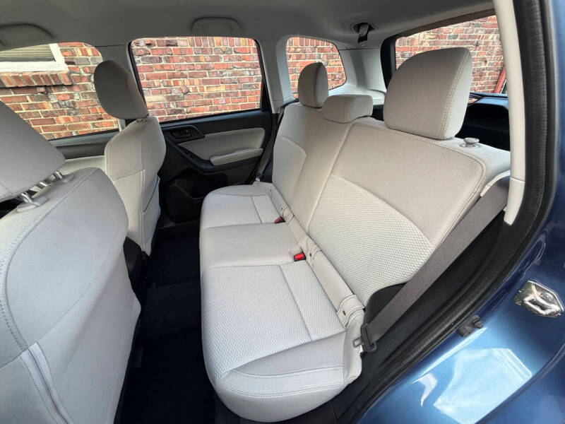 2017 Subaru Forester 2.5i