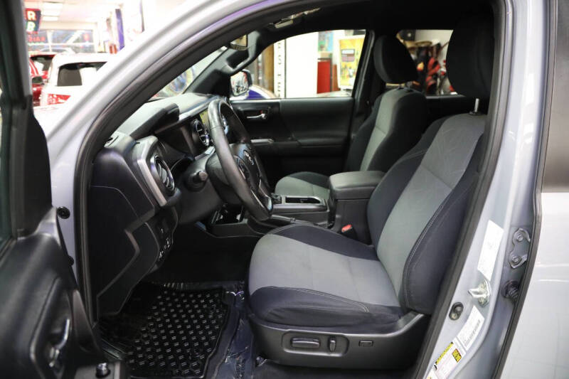 2021 Toyota Tacoma TRD Off-Road