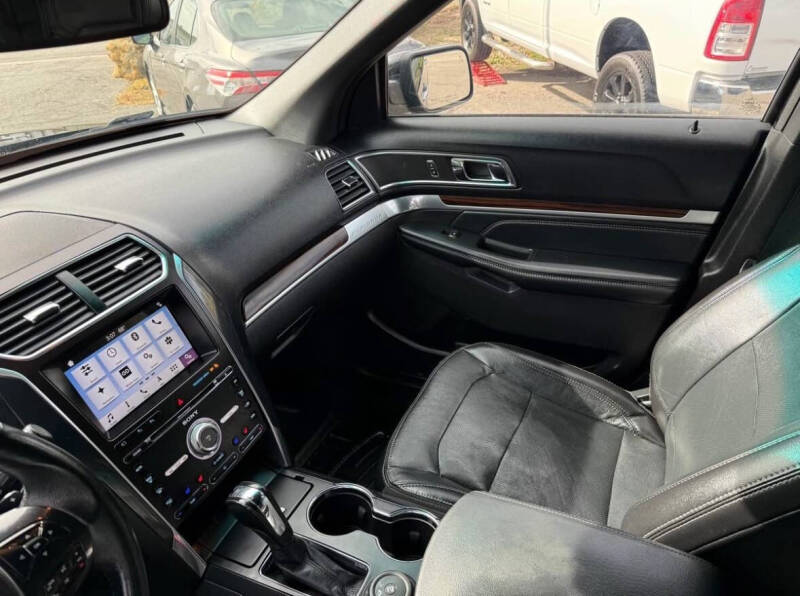 2017 Ford Explorer Limited