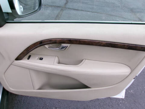 2016 Volvo XC70 T5 Premier