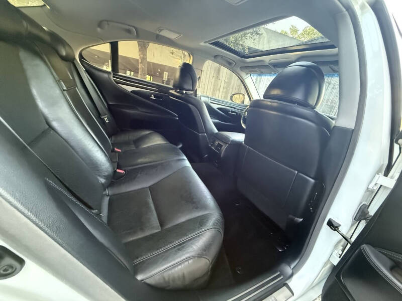 2013 Lexus LS 460