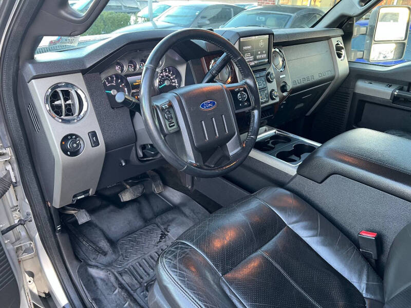 2014 Ford F-350 Super Duty Lariat