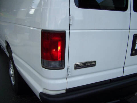 2010 Ford E-Series E-350 SD