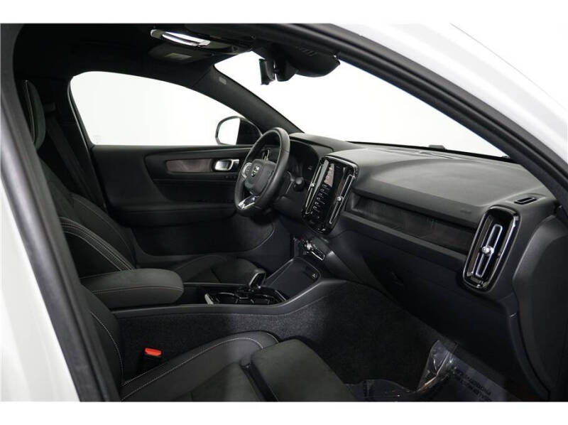 2023 Volvo C40 Recharge Twin Ultimate