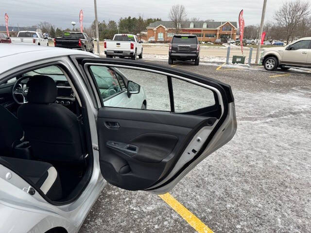 2021 Nissan Versa SV