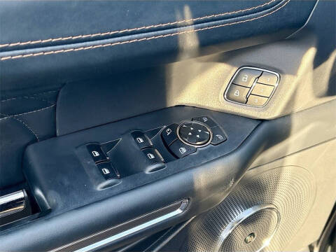 2024 Ford Expedition MAX Platinum