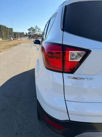 2019 Ford Escape SEL