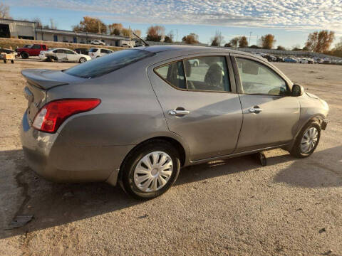 2013 Nissan Versa