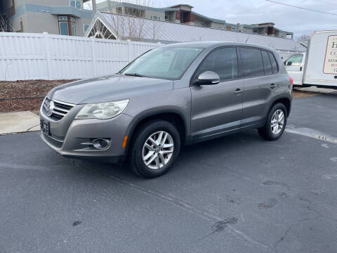 2011 Volkswagen Tiguan for sale at Martin Motorsports in Eagle ID