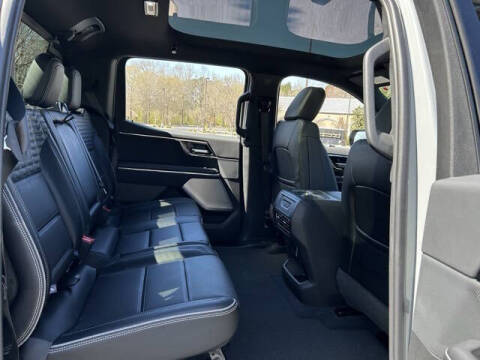 2025 GMC Sierra EV Denali