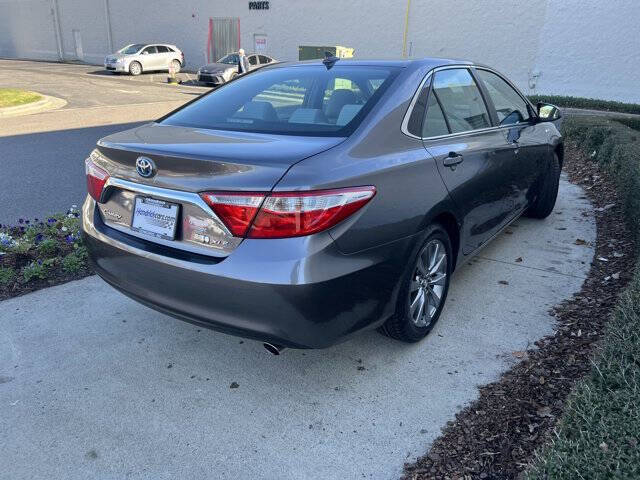 2017 Toyota Camry Hybrid