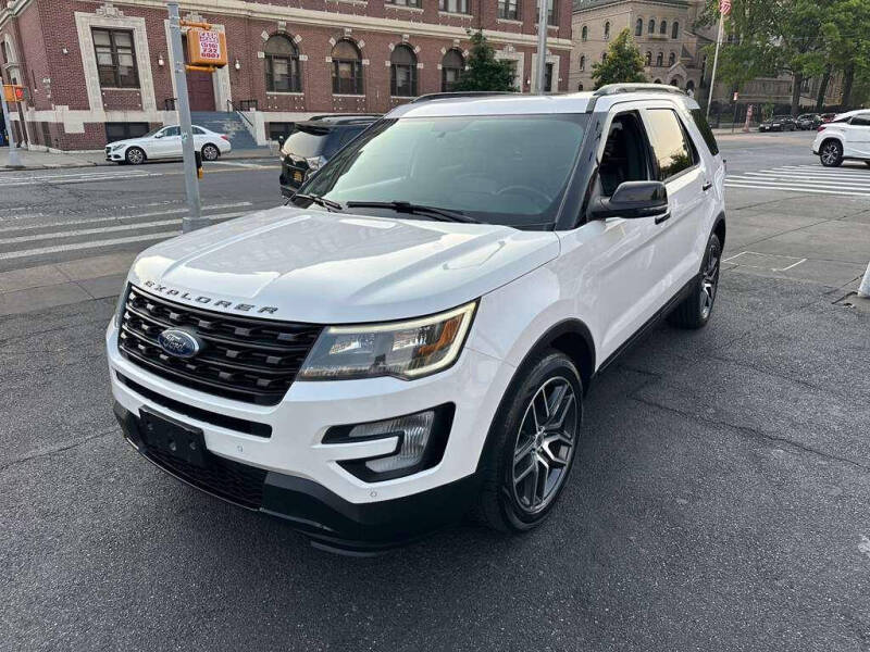 2017 Ford Explorer Sport