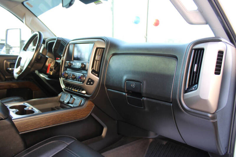 2017 GMC Sierra 3500HD