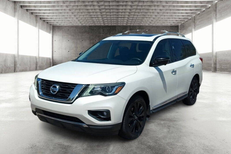 2017 Nissan Pathfinder Platinum
