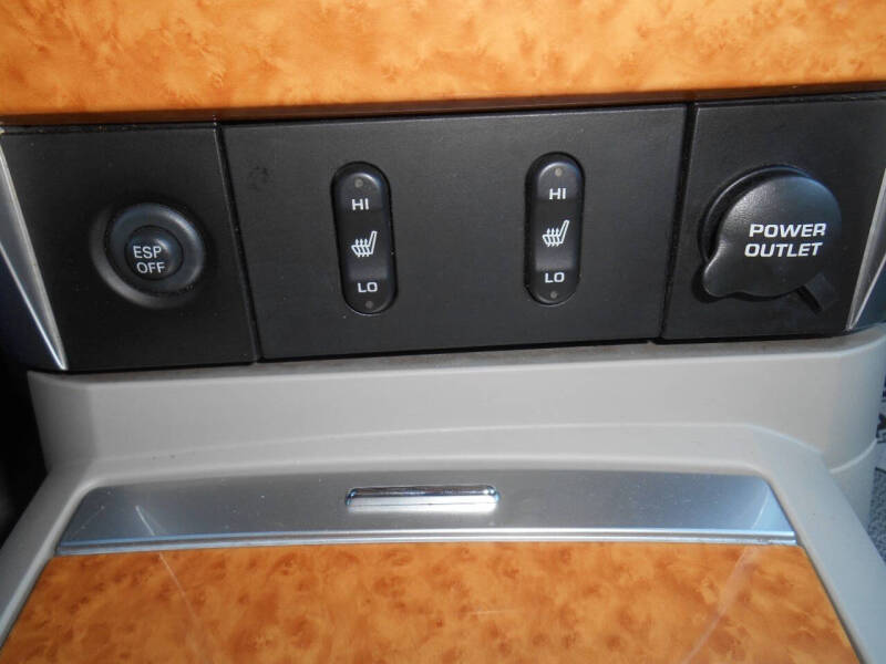 2009 Chrysler Aspen Limited