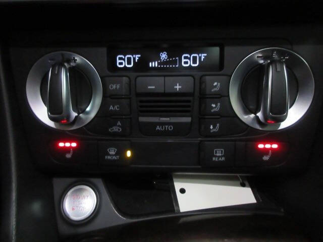 2015 Audi Q3 2.0T quattro Prestige