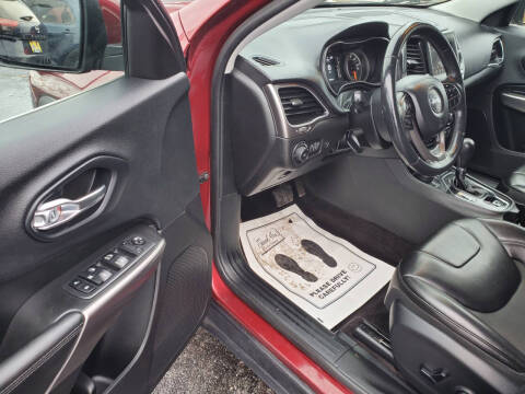 2019 Jeep Cherokee Latitude Plus