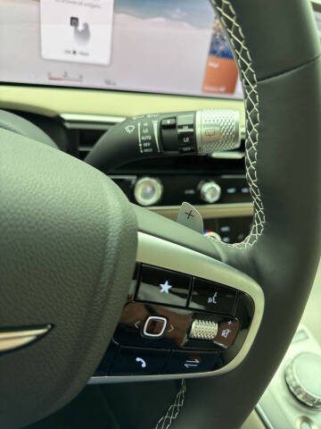 2026 Genesis GV70 2.5T Select