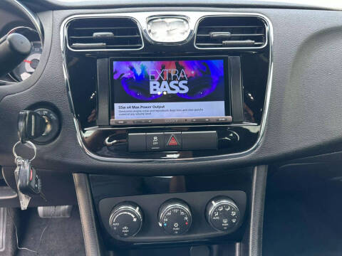 2012 Chrysler 200 Touring