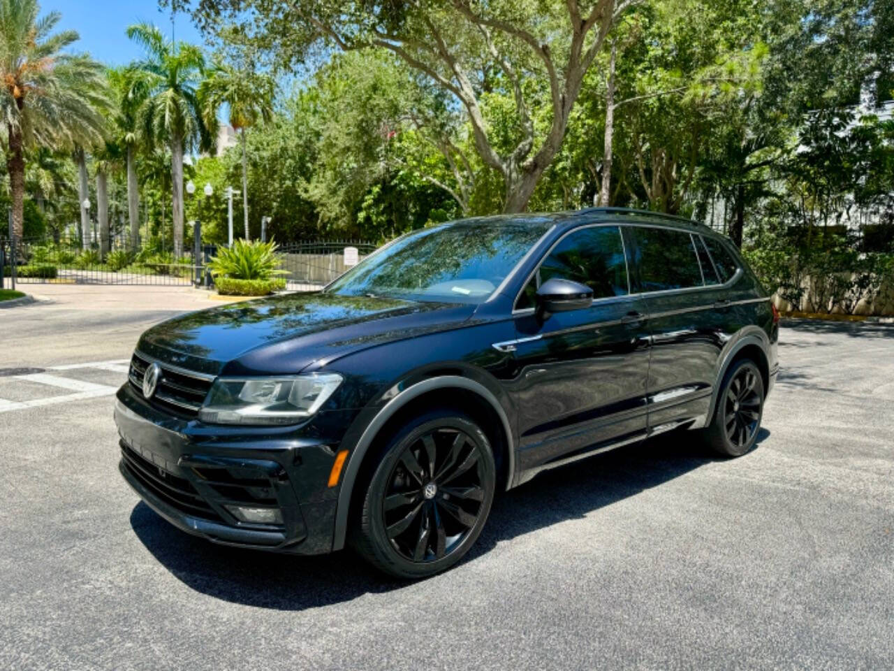 2020 Volkswagen Tiguan for sale at PJ AUTO in Margate, FL